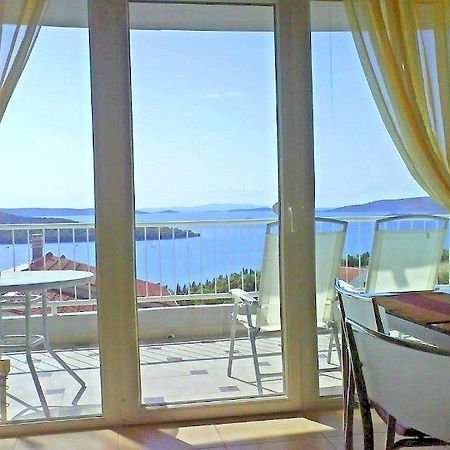 Apartments Jasna Трогир Экстерьер фото