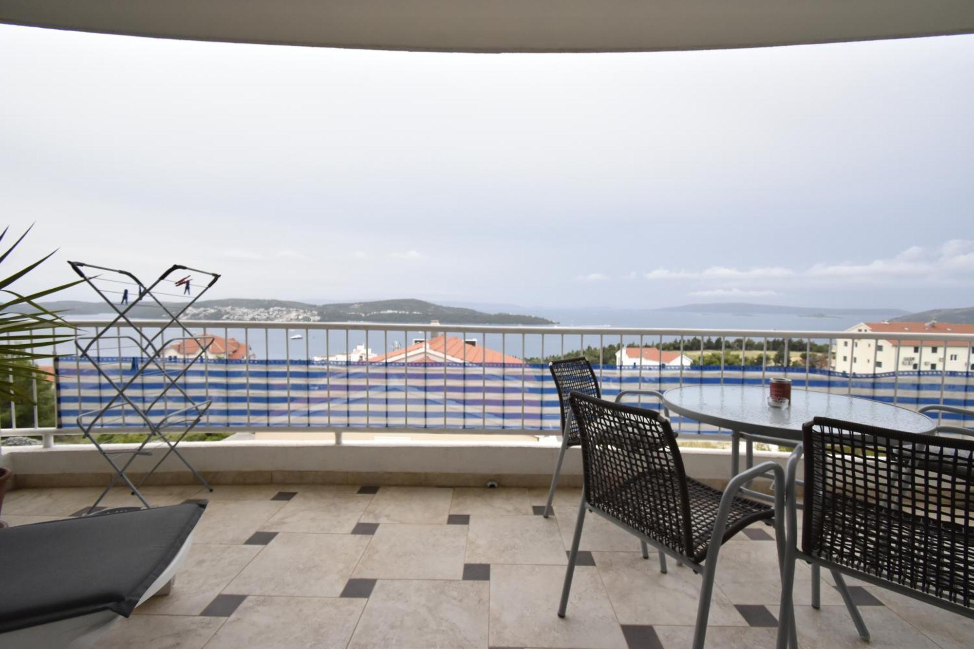 Apartments Jasna Трогир Экстерьер фото