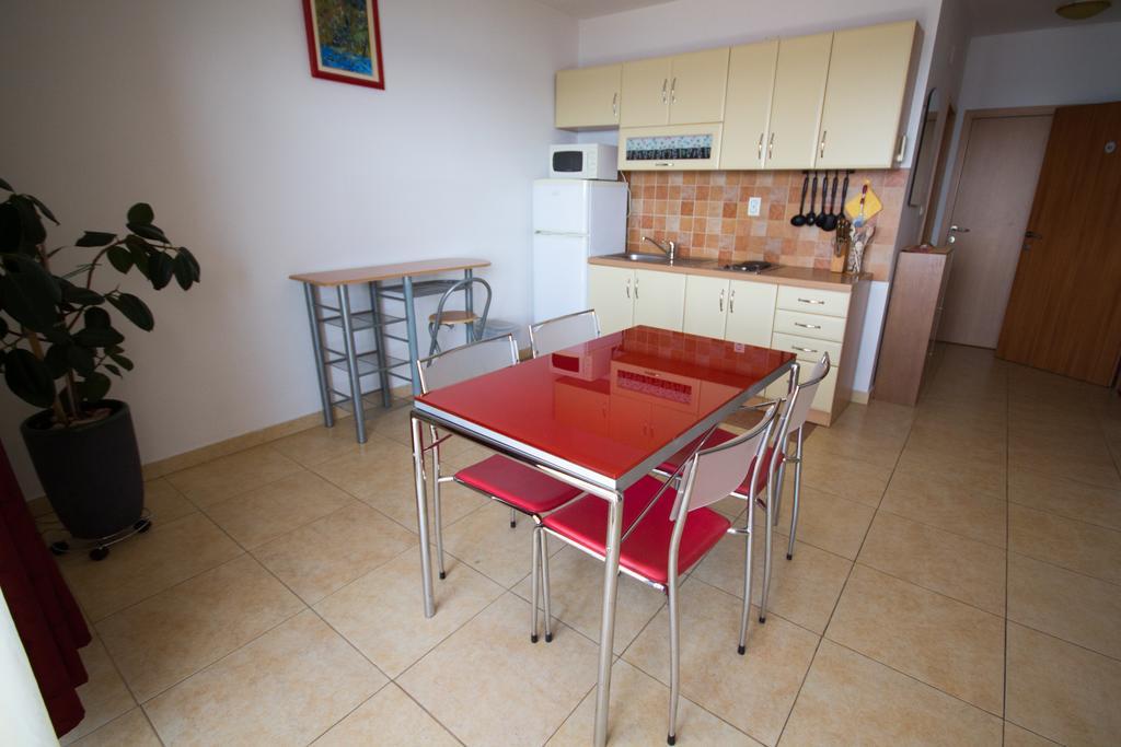 Apartments Jasna Трогир Экстерьер фото